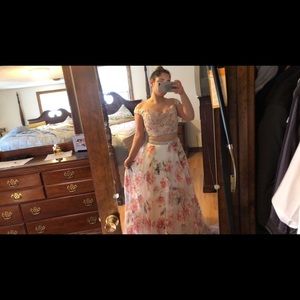 Prom/wedding dress made by jovani.